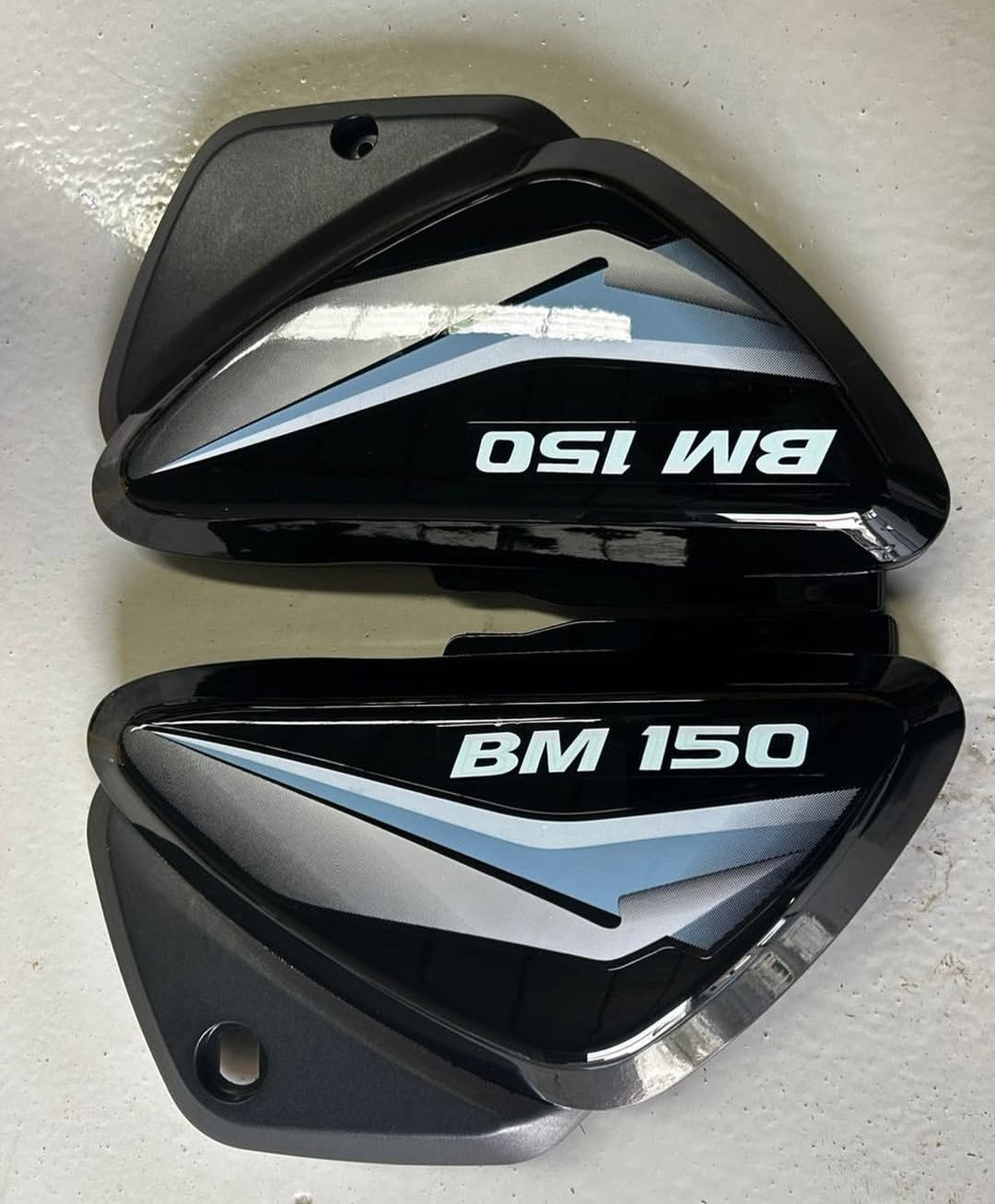 Bajaj Boxer BM150 Side Cover (5 Gears, Left & Right)