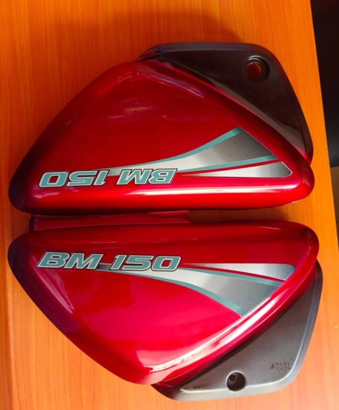 Bajaj Boxer BM150 Side Cover (5 Gears, Left & Right)